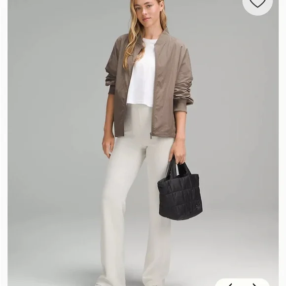 lululemon athletica Black Quilted Tote - Picture 3 of 5